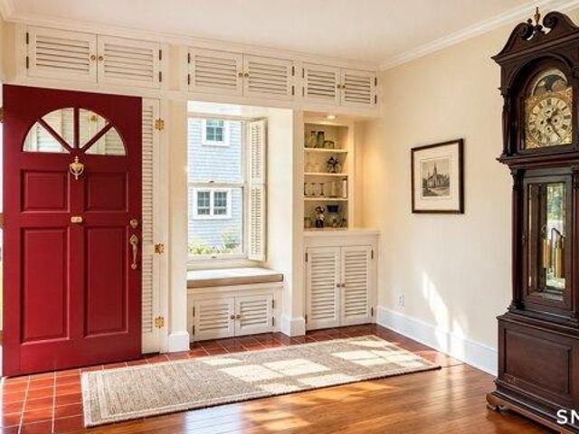 House for sale in Darien, Western Connecticut Planning Region