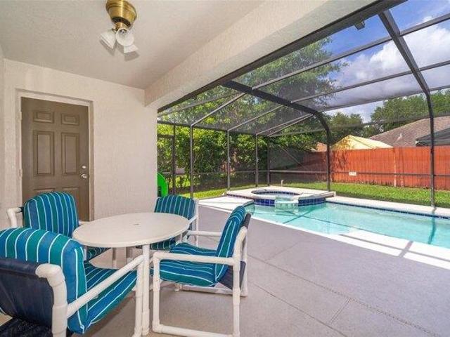 House for sale in Loughman, Florida