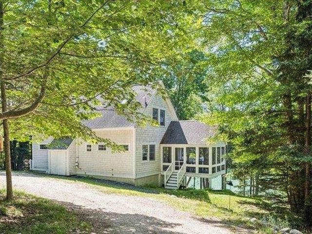 House for sale in Deer Isle, Maine