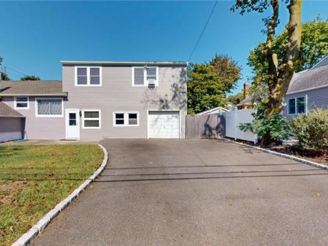 House for sale in Babylon, New York