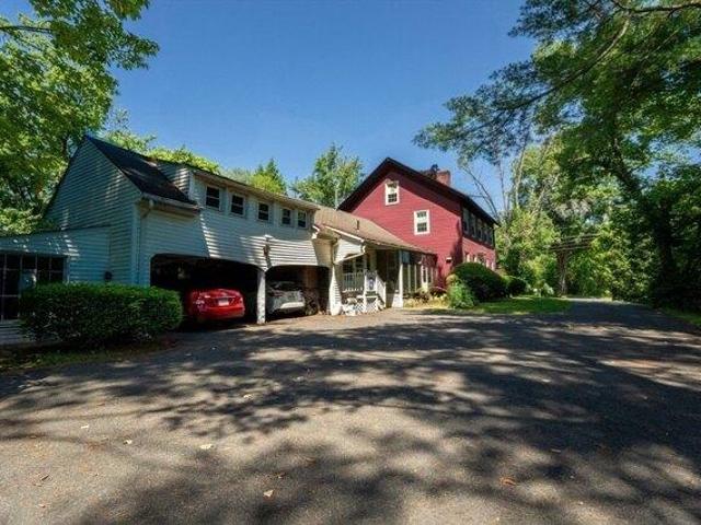 House for sale in Deerfield, Massachusetts