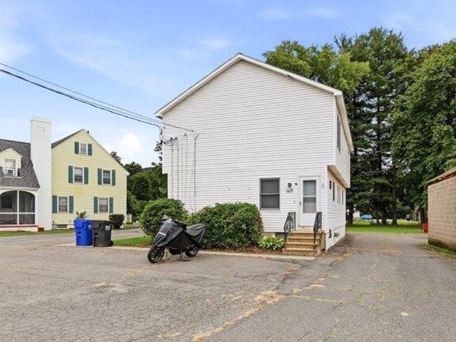House for sale in Deerfield, Massachusetts