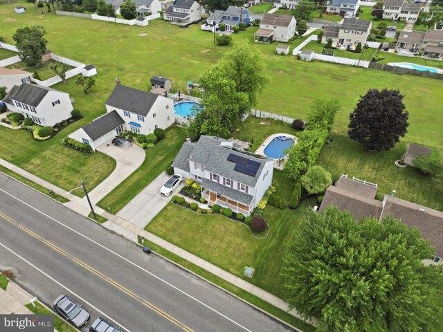 House for sale in Tenbytowne Apartments, Delran Township