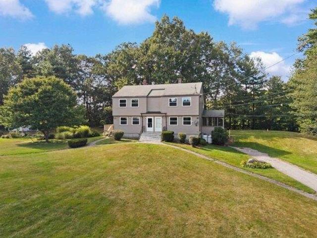 House for sale in Derry, Rockingham County