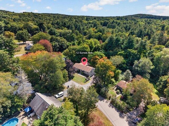 House for sale in Derry, Rockingham County