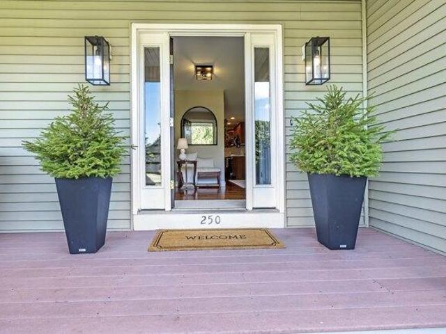 House for sale in Old Town Landing, Dighton