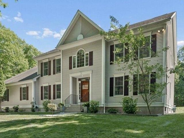House for sale in Douglas, Massachusetts