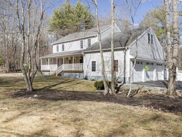 House for sale in Douglas, Massachusetts