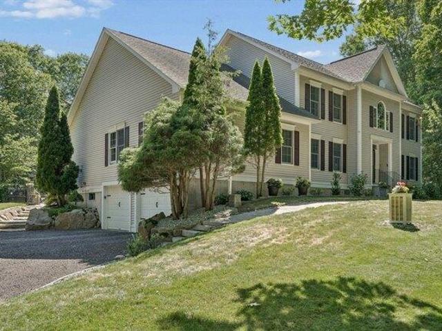 House for sale in Douglas, Massachusetts