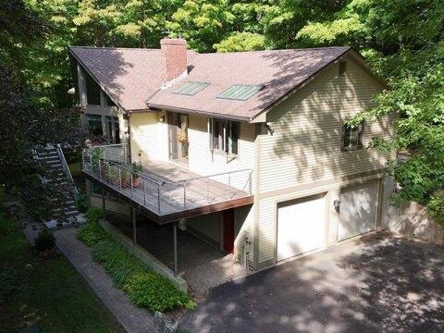 House for sale in Dover, Strafford County