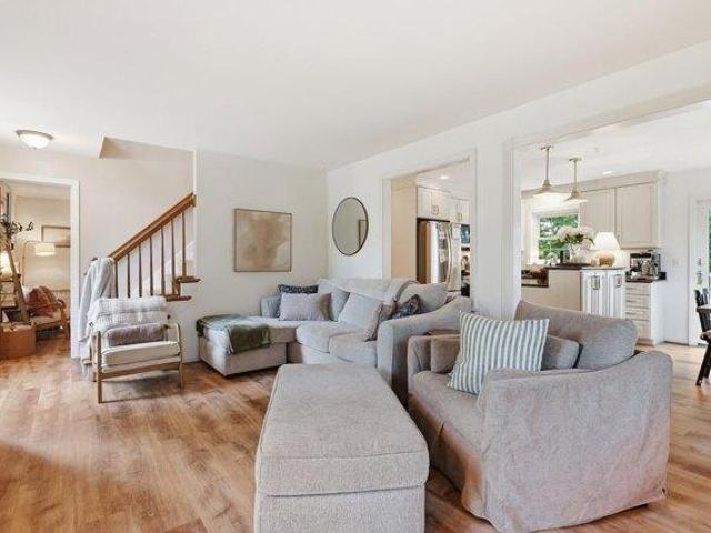 House for sale in Dover, Strafford County