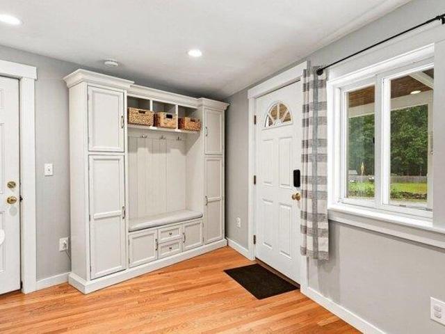 House for sale in Dover, Strafford County
