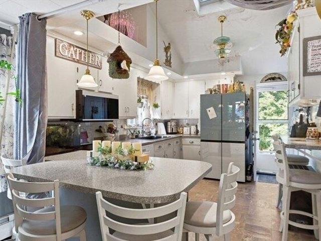 House for sale in Dracut, Massachusetts