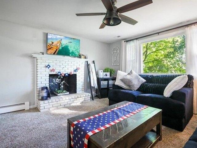 House for sale in Dracut, Massachusetts