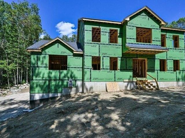 House for sale in Dudley, Massachusetts