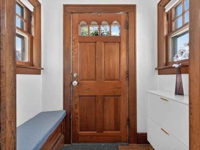 House for sale in Dumont, New Jersey