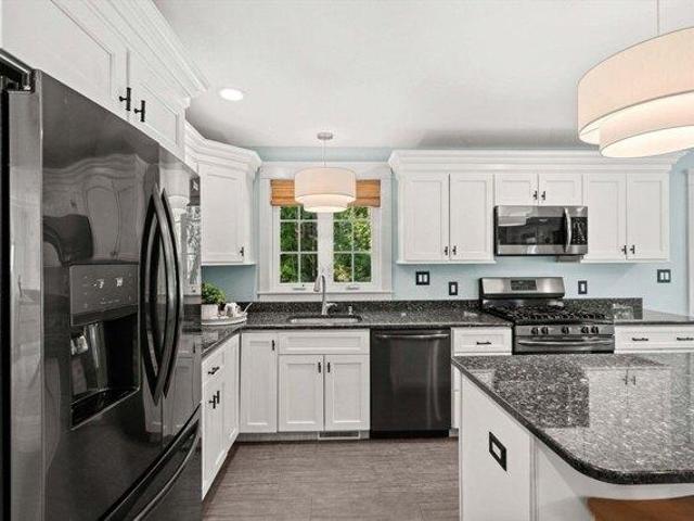 House for sale in Dunstable, Massachusetts