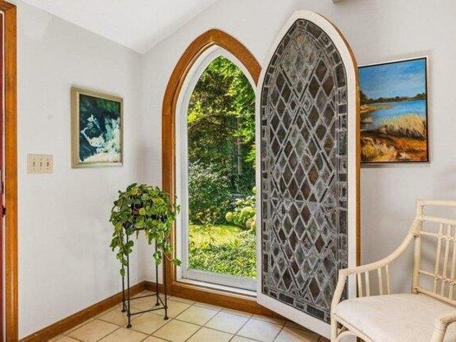 House for sale in Durham, Strafford County