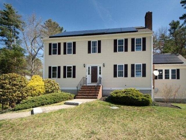 House for sale in East Bridgewater, Massachusetts