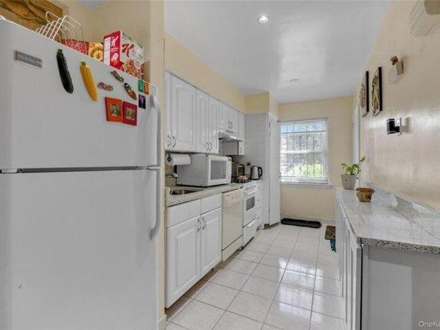 House for sale in Queens, Arverne