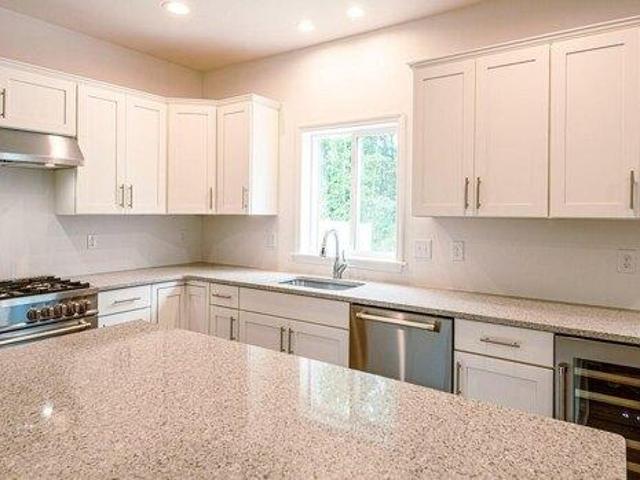 House for sale in Castleton On Hudson, New York