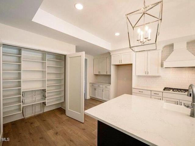 House for sale in Castleton On Hudson, New York