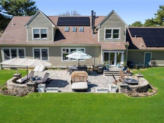 House for sale in East Greenwich, Rhode Island