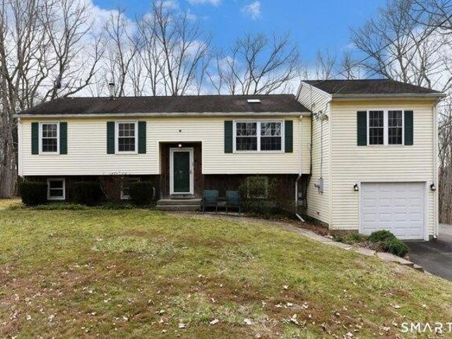 House for sale in East Hampton, Connecticut