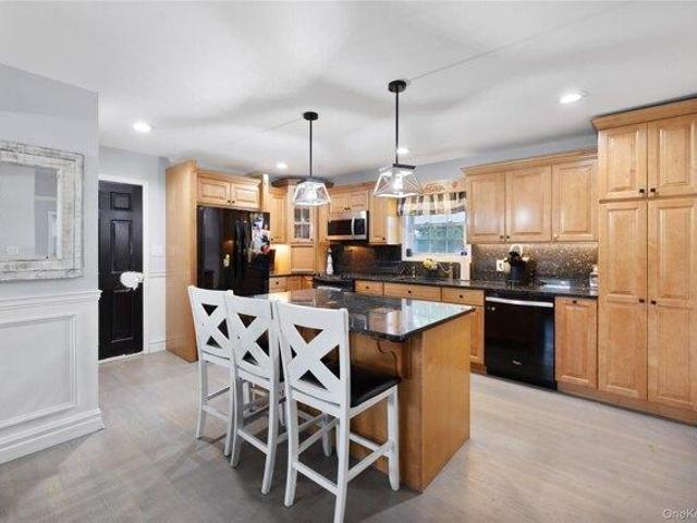 House for sale in Bohemia, New York