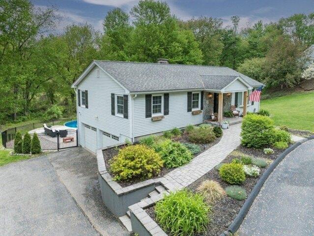 House for sale in Hampden, Massachusetts