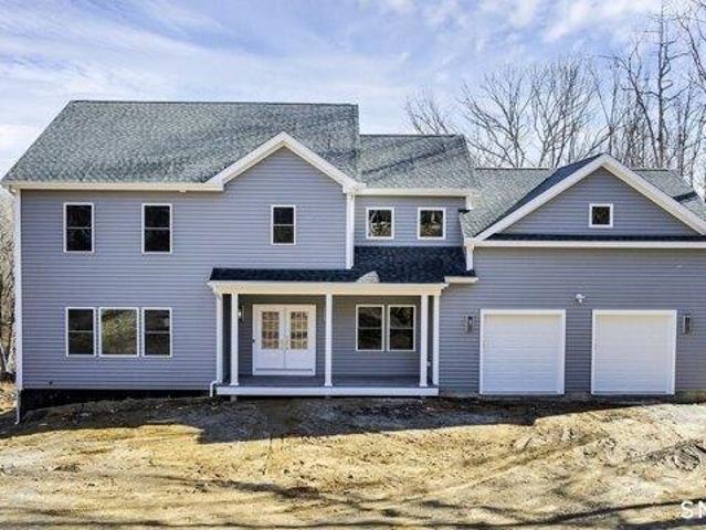 House for sale in East Lyme, Connecticut