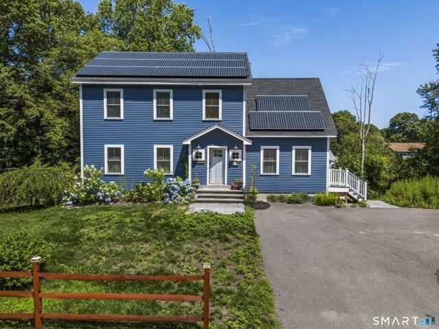 House for sale in East Lyme, Connecticut
