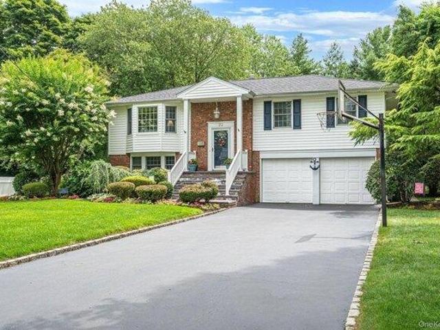 House for sale in Huntington, New York