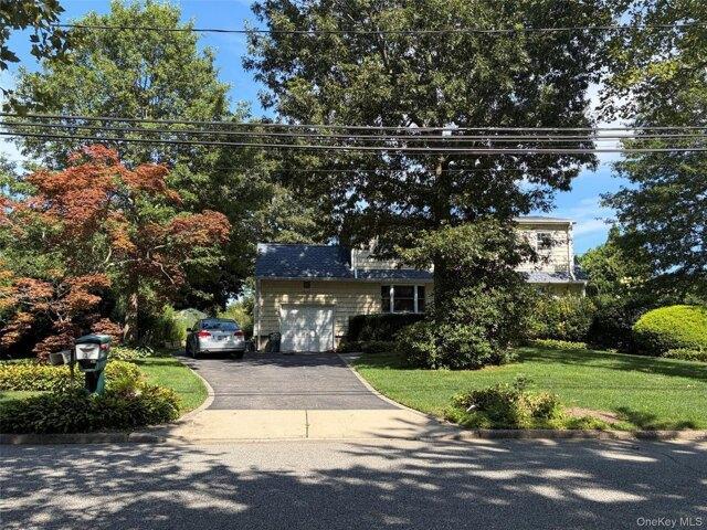 House for sale in Huntington, New York