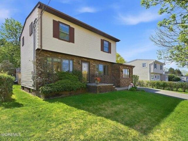 House for sale in East Rutherford, New Jersey