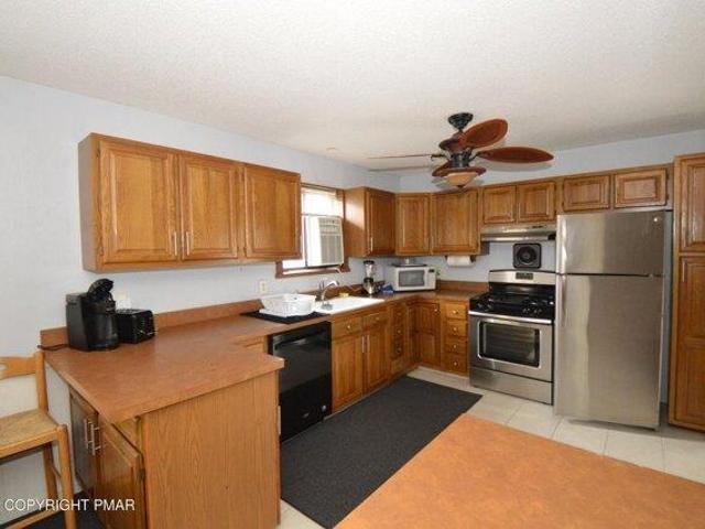 House for sale in Shawnee On Delaware, Pennsylvania