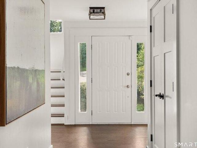House for sale in Easton, Connecticut