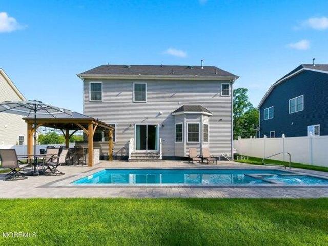 House for sale in Eatontown, Monmouth County