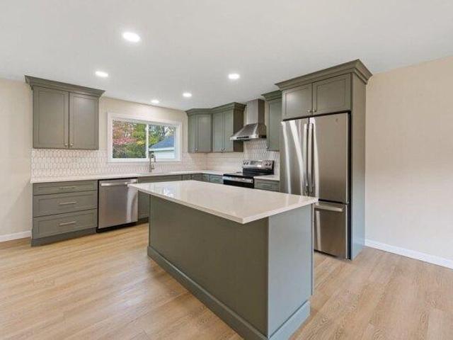House for sale in East Eddington, Eddington