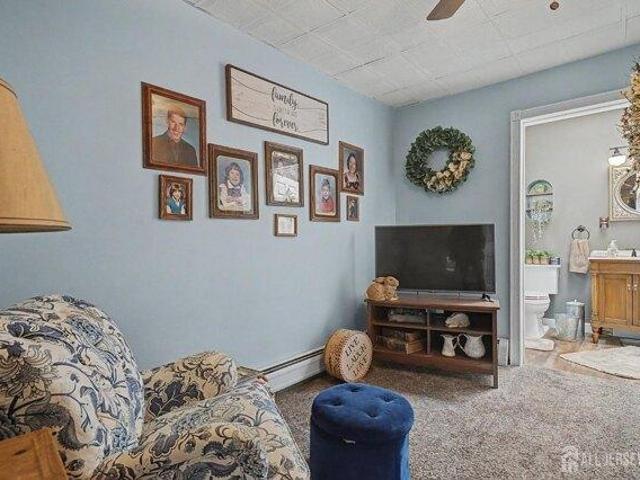 House for sale in Edison, New Jersey