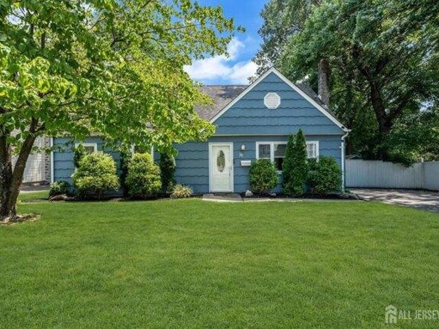 House for sale in Edison, New Jersey