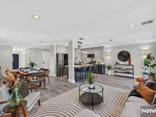 House for sale in Elmwood Park, Bergen County