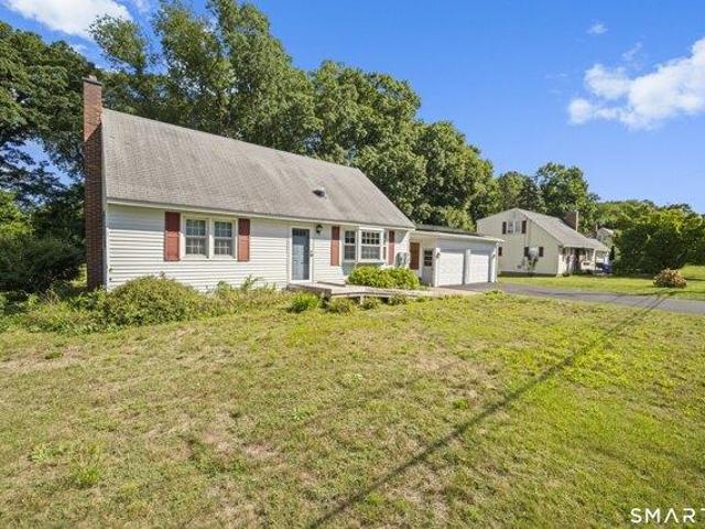 House for sale in Enfield, Connecticut