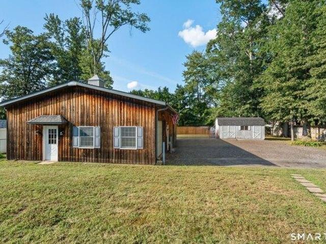 House for sale in Enfield, Connecticut