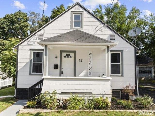 House for sale in Thompsonville, Enfield