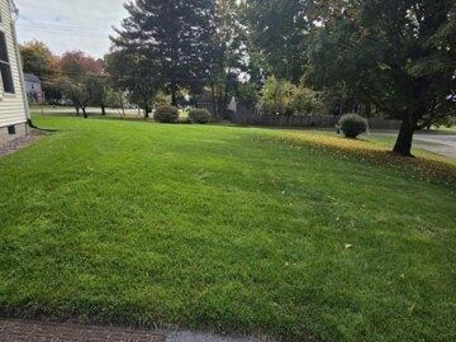 House for sale in Hazardville Historic District, Enfield