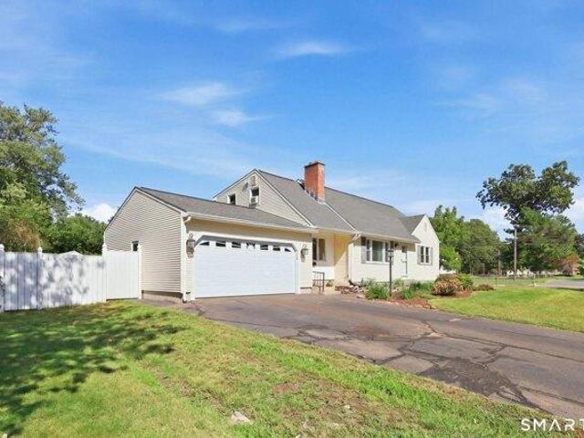 House for sale in Enfield, Capitol Planning Region