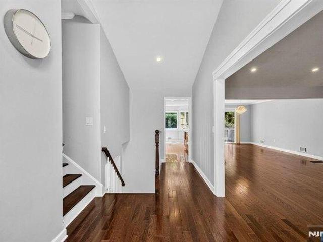 House for sale in Englewood Cliffs, New Jersey