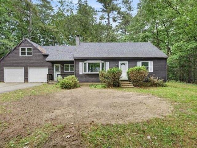 House for sale in New Hampshire