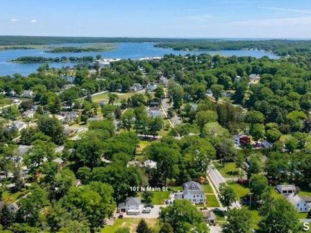 House for sale in Centerbrook, Connecticut